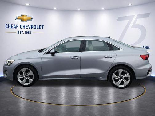 Florett Silver Metallic 2023 Audi A3 Premium
