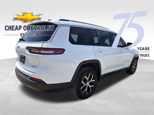 Bright White Clearcoat 2023 Jeep Grand Cherokee L Limited