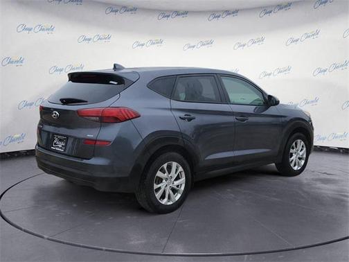 2021 Hyundai TUCSON SE