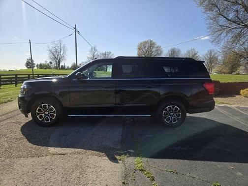 2022 Ford Expedition Max XLT