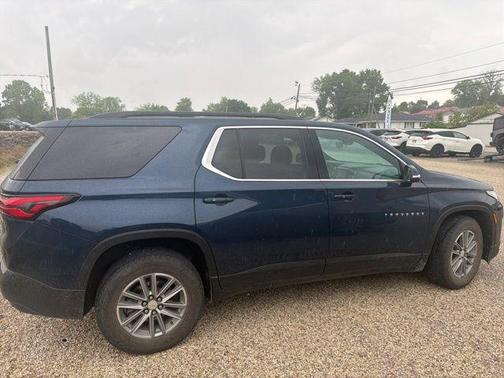 Northsky Blue Metallic 2022 Chevrolet Traverse LT Cloth