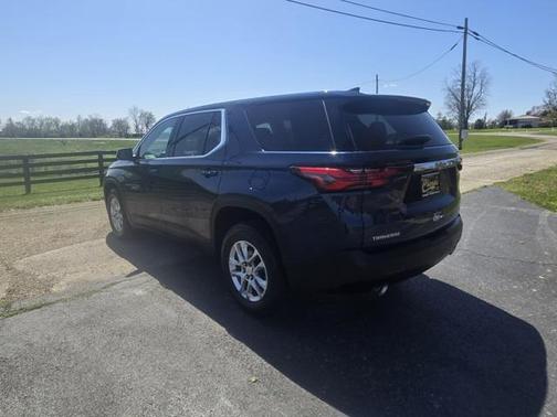 2022 Chevrolet Traverse LS