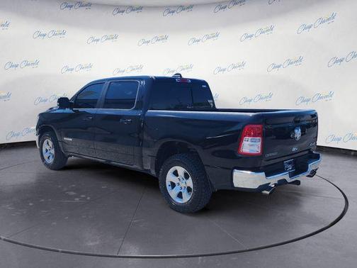Diamond Black Crystal Pearlcoat 2022 RAM 1500 Big Horn/Lone Star