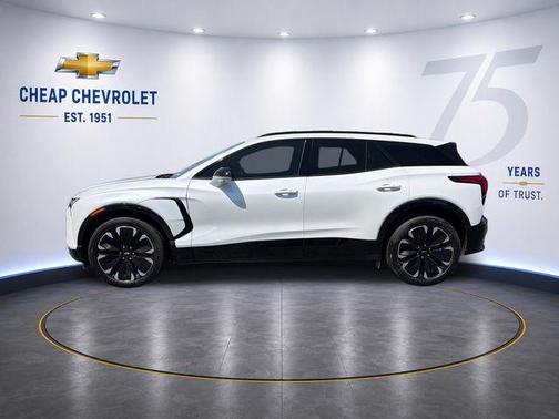 Iridescent Pearl Tricoat 2024 Chevrolet Blazer EV eAWD RS