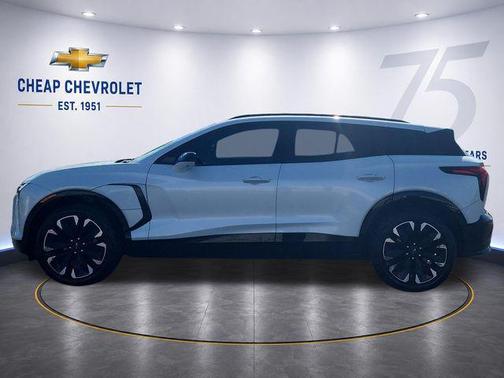 Iridescent Pearl Tricoat 2024 Chevrolet Blazer EV eAWD RS