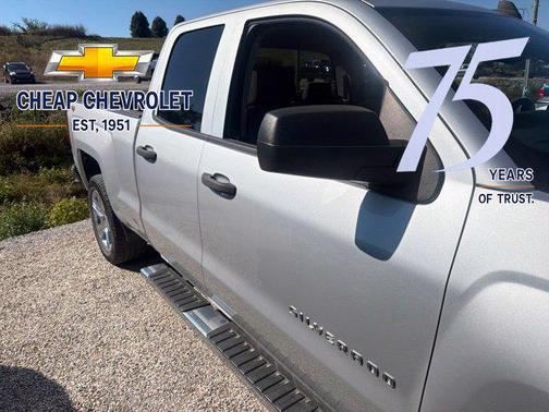 Silver Ice Metallic 2018 Chevrolet Silverado 1500 Custom