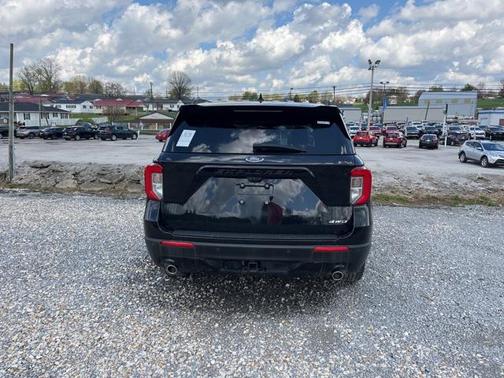 2022 Ford Explorer ST-Line