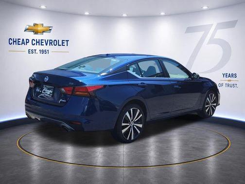 Deep Blue Pearl 2022 Nissan Altima SR Intelligent AWD
