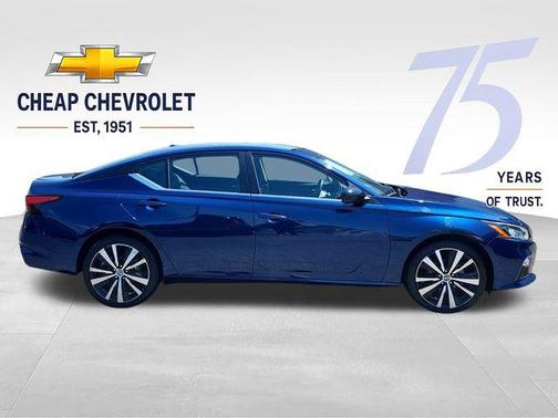 Deep Blue Pearl 2022 Nissan Altima SR Intelligent AWD