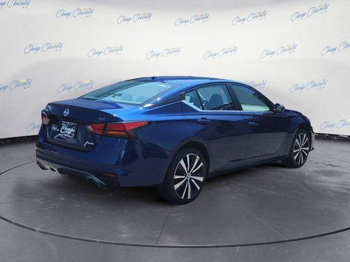 Deep Blue Pearl 2022 Nissan Altima SR Intelligent AWD