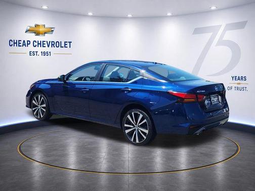 Deep Blue Pearl 2022 Nissan Altima SR Intelligent AWD
