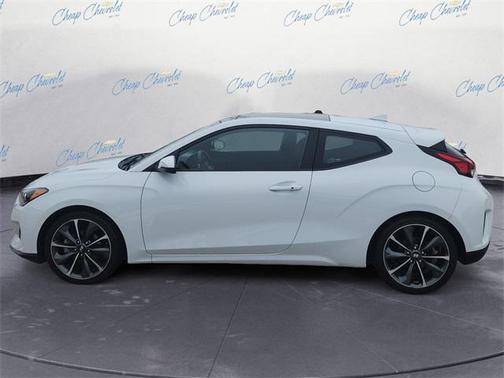 2019 Hyundai Veloster 2