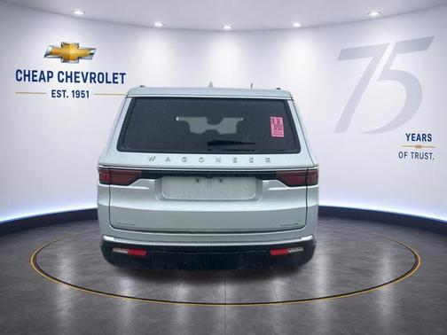 Silver Zynith 2022 Jeep Wagoneer Series III 4x4