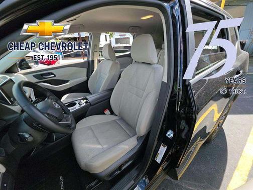 Super Black 2025 Nissan Rogue SV
