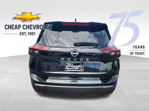 Super Black 2025 Nissan Rogue SV