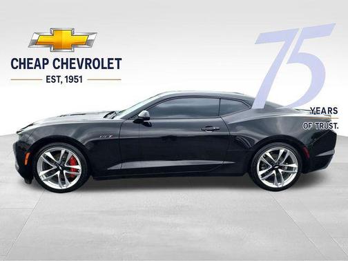 Black 2022 Chevrolet Camaro RWD Coupe LT1