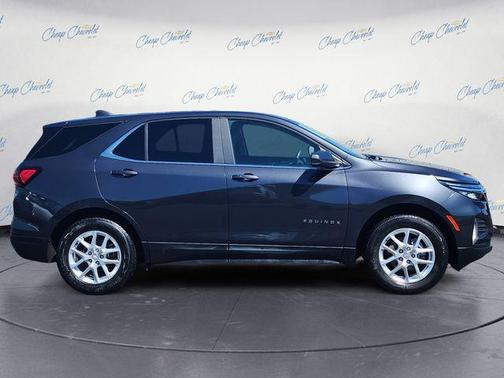 Iron Gray Metallic 2022 Chevrolet Equinox 1LT