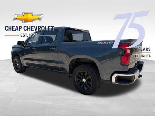 Shadow Gray Metallic 2021 Chevrolet Silverado 1500 LT