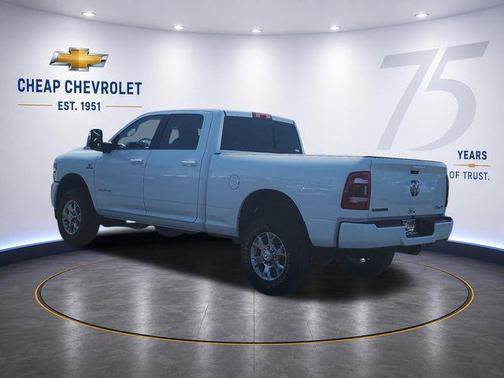 Bright White Clearcoat 2024 RAM 2500 Laramie Crew Cab 4x4 6'4' Box