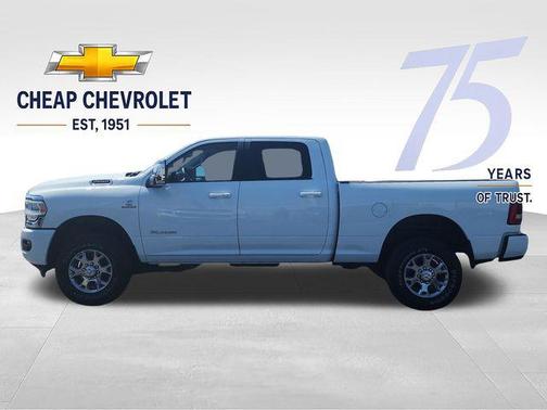 Bright White Clearcoat 2024 RAM 2500 Laramie Crew Cab 4x4 6'4' Box