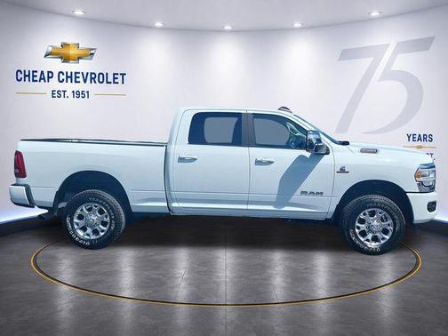 Bright White Clearcoat 2024 RAM 2500 Laramie Crew Cab 4x4 6'4' Box
