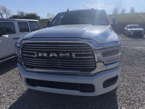 Bright White Clearcoat 2024 RAM 2500 Laramie Crew Cab 4x4 6'4' Box