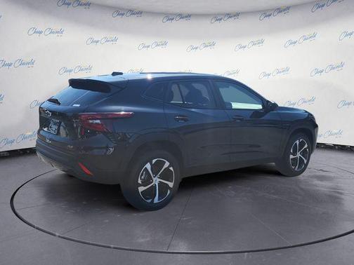 Mosaic Black Metallic 2026 Chevrolet Trax FWD 1RS