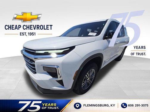 Summit White 2025 Chevrolet Traverse LT
