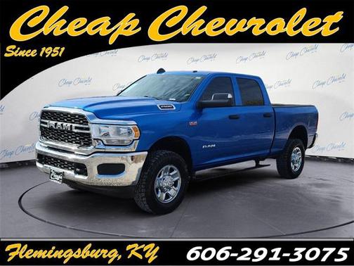 2020 RAM 2500 Tradesman Crew Cab 4X4 6'4' Box