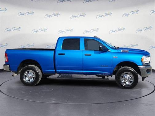 2020 RAM 2500 Tradesman Crew Cab 4X4 6'4' Box