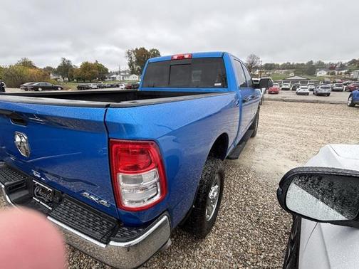 2020 RAM 2500 Tradesman Crew Cab 4X4 6'4' Box