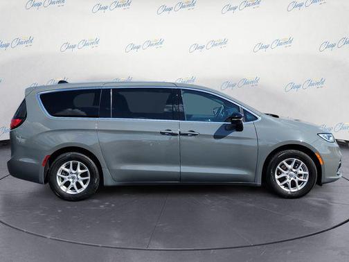 2025 Chrysler Pacifica L