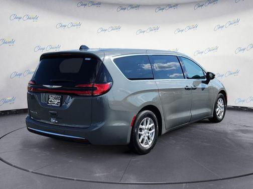 2025 Chrysler Pacifica L