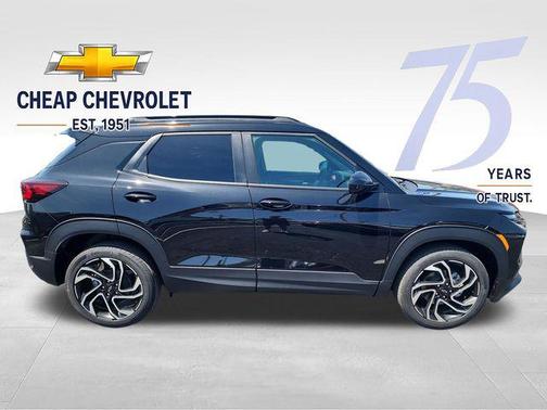 Mosaic Black Metallic 2026 Chevrolet Trailblazer RS