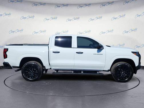 Summit White 2026 Chevrolet Colorado WT