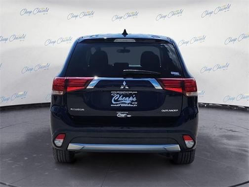 2018 Mitsubishi Outlander ES