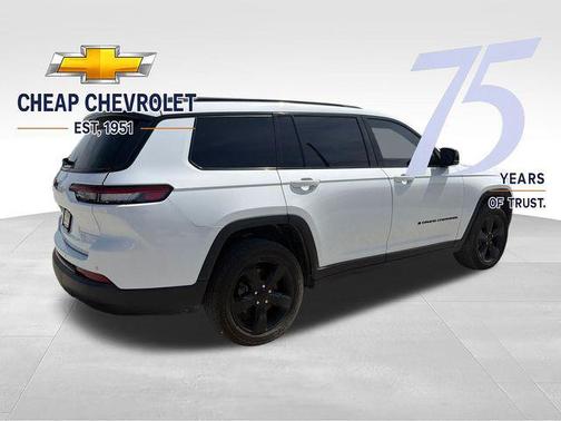 Bright White Clearcoat 2022 Jeep Grand Cherokee L Altitude