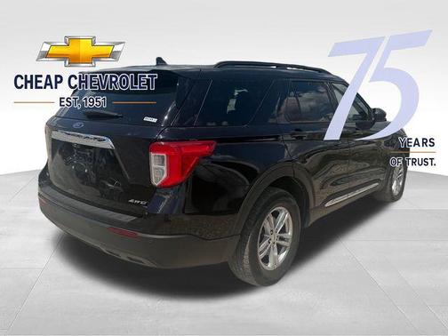 Agate Black Metallic 2021 Ford Explorer XLT