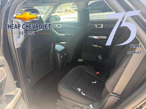 Agate Black Metallic 2021 Ford Explorer XLT