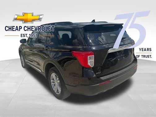 Agate Black Metallic 2021 Ford Explorer XLT