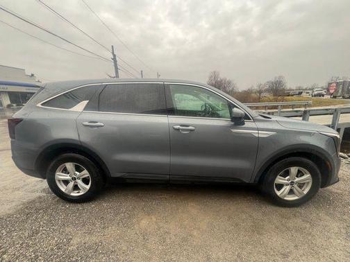 2024 Kia Sorento LX