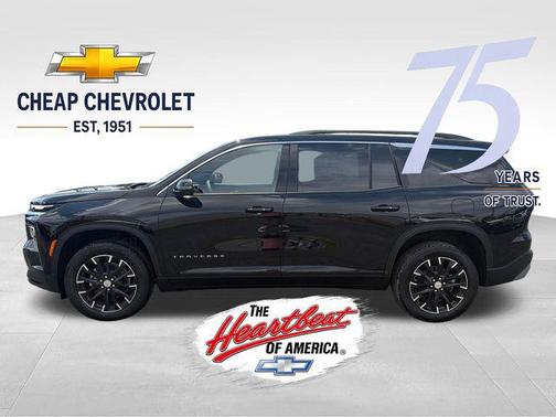 Mosaic Black Metallic 2026 Chevrolet Traverse LT