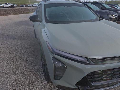 2025 Chevrolet Trax FWD ACTIV