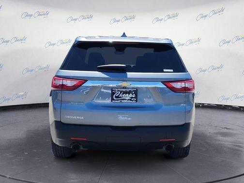 Satin Steel Metallic 2020 Chevrolet Traverse LS