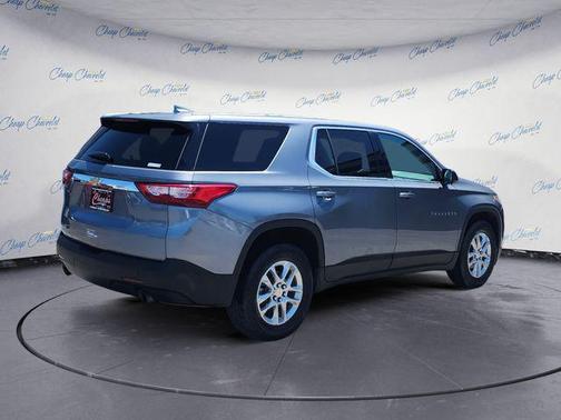 Satin Steel Metallic 2020 Chevrolet Traverse LS
