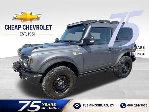 Carbonized Gray Metallic 2022 Ford Bronco Badlands