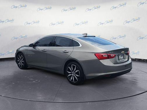 Pepperdust Metallic 2017 Chevrolet Malibu 1LT