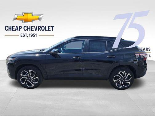 Mosaic Black Metallic 2026 Chevrolet Trax FWD 2RS
