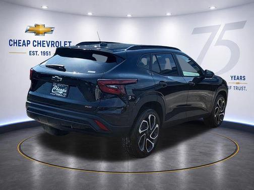 Mosaic Black Metallic 2026 Chevrolet Trax FWD 2RS