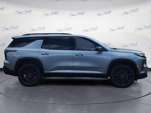 Sterling Gray Metallic 2026 Chevrolet Traverse LT